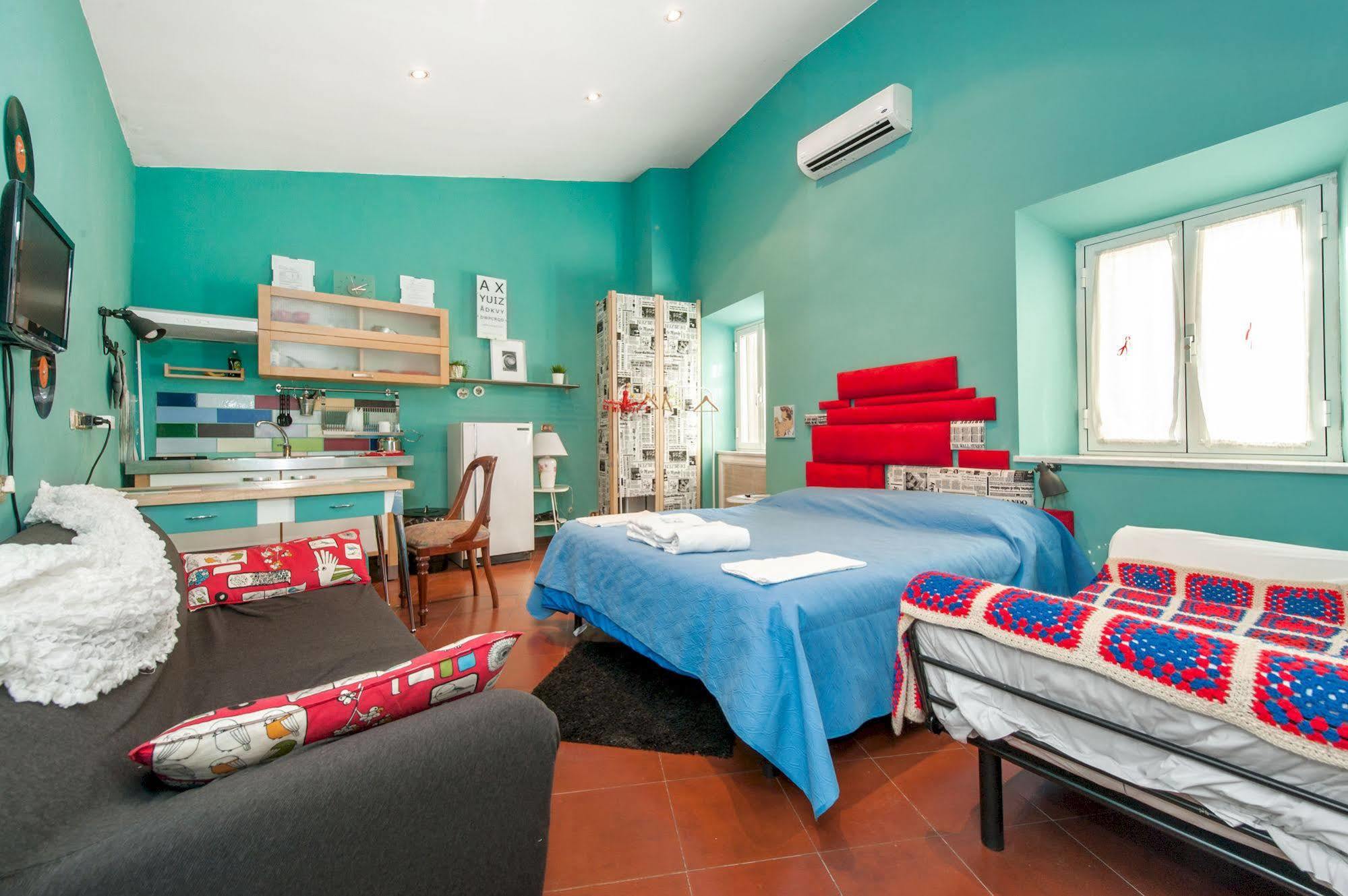 רומא Signor Suite Colosseo מראה חיצוני תמונה